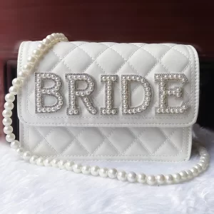 Pearl Bride to Be Clutch Bag Bridal Shower Wedding Engagement Honeymoon trip Bachelorette hen Party decoration Mrs Gift present